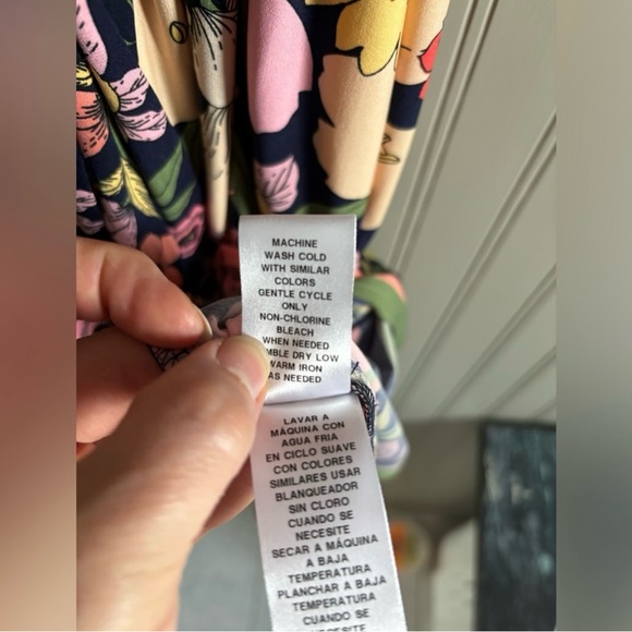 EUC London times floral faux wrap bubble sleeve dress sz 16 - Picture 4 of 5